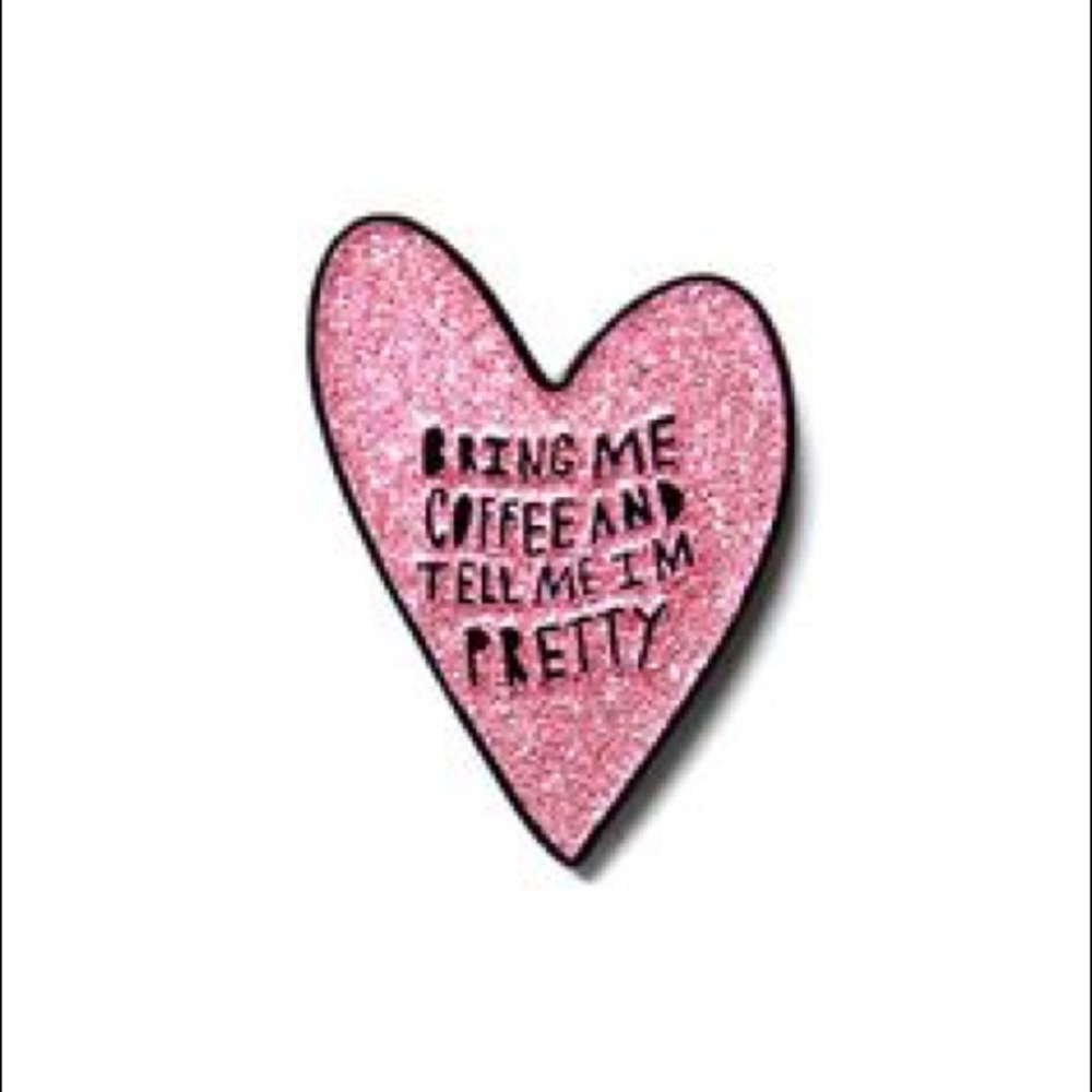 💗 Sparkly Heart Pin 💗 - Picture 4 of 4